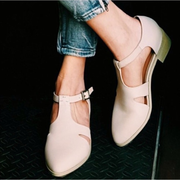 Cream Leather Cut Out Boyfriend Oxford Loafers - Picture 5 of 6